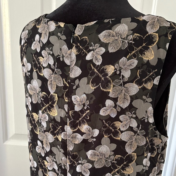 Banana Republic Gold Leaf V-Neck Shift Dress - Picture 5 of 12